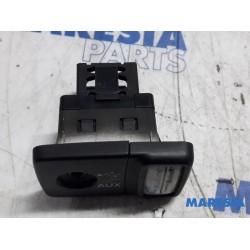 Fiat - Doblo - AUX/USB aansluiting