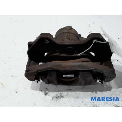 Alfa Romeo - Mito - Front brake calliper, right