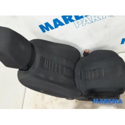 Peugeot - 308 - Seat, right