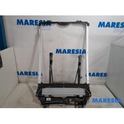 Peugeot - 308 - Sliding headliner mechanism