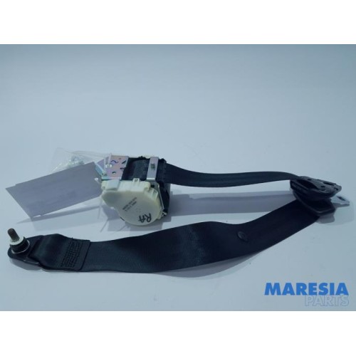 Fiat - 500 - Rear seatbelt, right