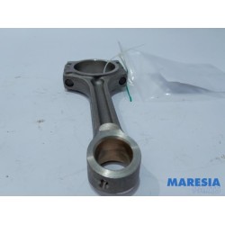 Renault - Scenic - Connecting rod