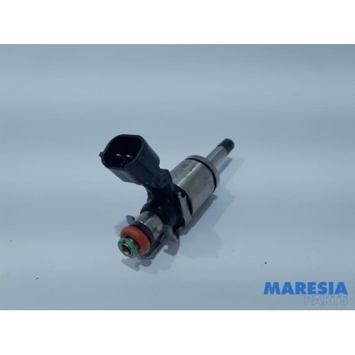 Renault - Scenic - Injector (petrol injection)