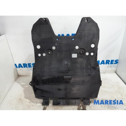 Peugeot - 308 - Engine protection panel