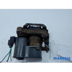 Peugeot - 308 - Rear brake calliper, left