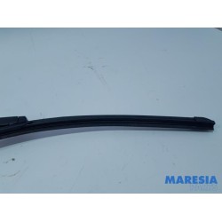 Peugeot - 308 - Front wiper arm