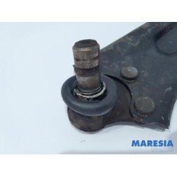 Peugeot - 208 - Querlenker unten links vorne