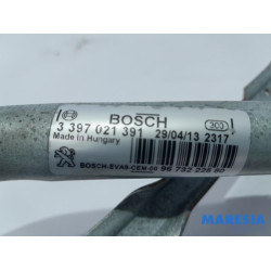 Peugeot - 208 - Wiper mechanism