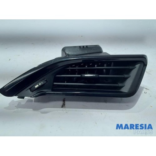 Peugeot - 208 - Dashboard vent