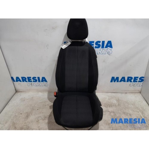 Peugeot - 308 - Seat, left