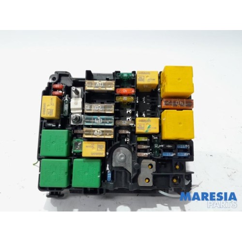 Peugeot - 208 - Fuse box
