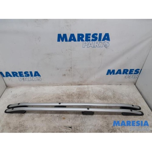 Fiat - Doblo - Roof rail kit
