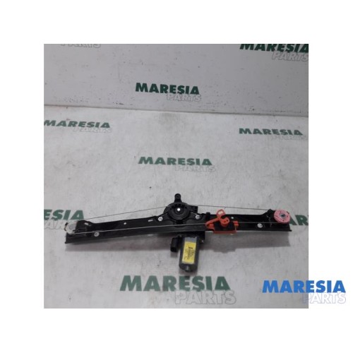Fiat - Punto - Window mechanism 4-door, front right