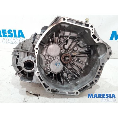 Renault - Trafic - Gearbox