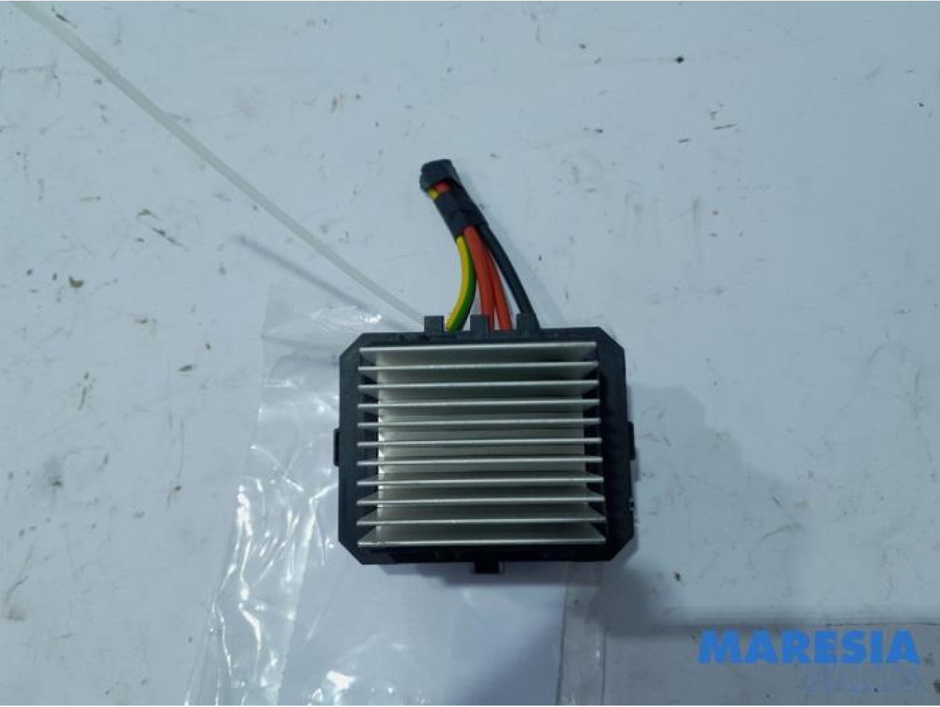 Peugeot - 208 - Heater resistor