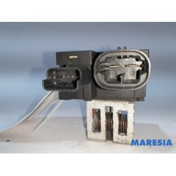Peugeot - 208 - Cooling fan resistor