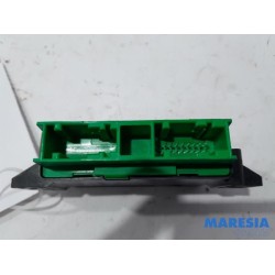 Peugeot - 208 - PDC Module