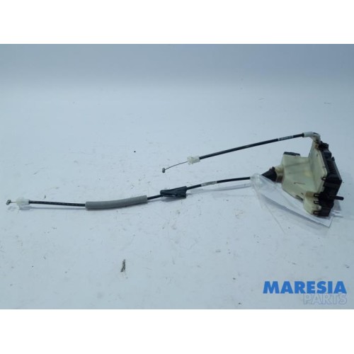 Peugeot - 208 - Front door lock mechanism 4-door, right