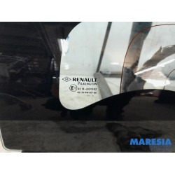 Renault - Wind - Rear window