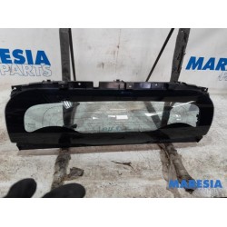 Renault - Wind - Rear window