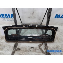 Renault - Wind - Rear window