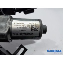 Peugeot - 308 - Rear wiper motor
