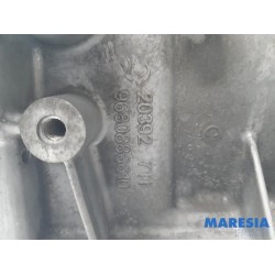 Peugeot - 2008 - Gearbox casing