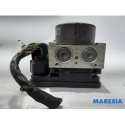 Peugeot - 208 - ABS pump