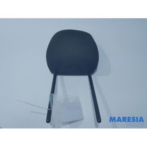 Peugeot - 208 - Headrest