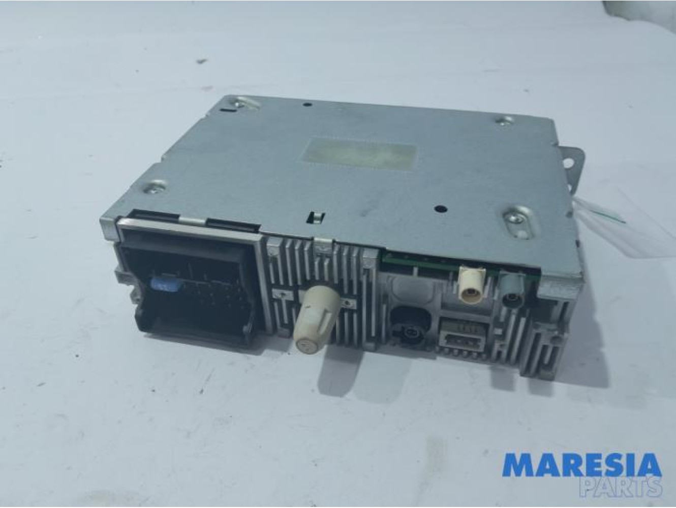 Peugeot - 208 - Radio module