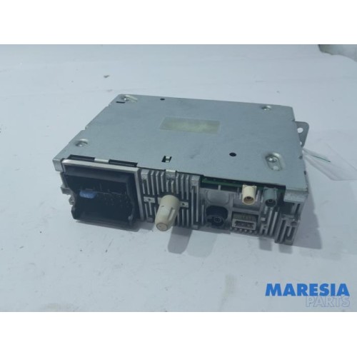 Peugeot - 208 - Radio module