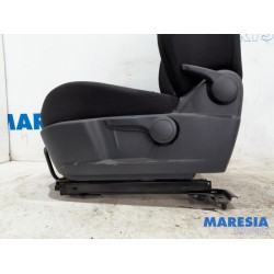 Peugeot - 3008 - Sitz links