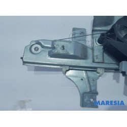Peugeot - 208 - Fenstermechanik 4-türig rechts vorne