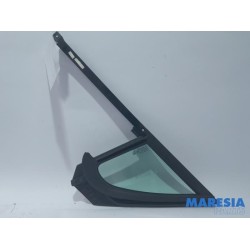 Peugeot - 208 - Quarter light, front left