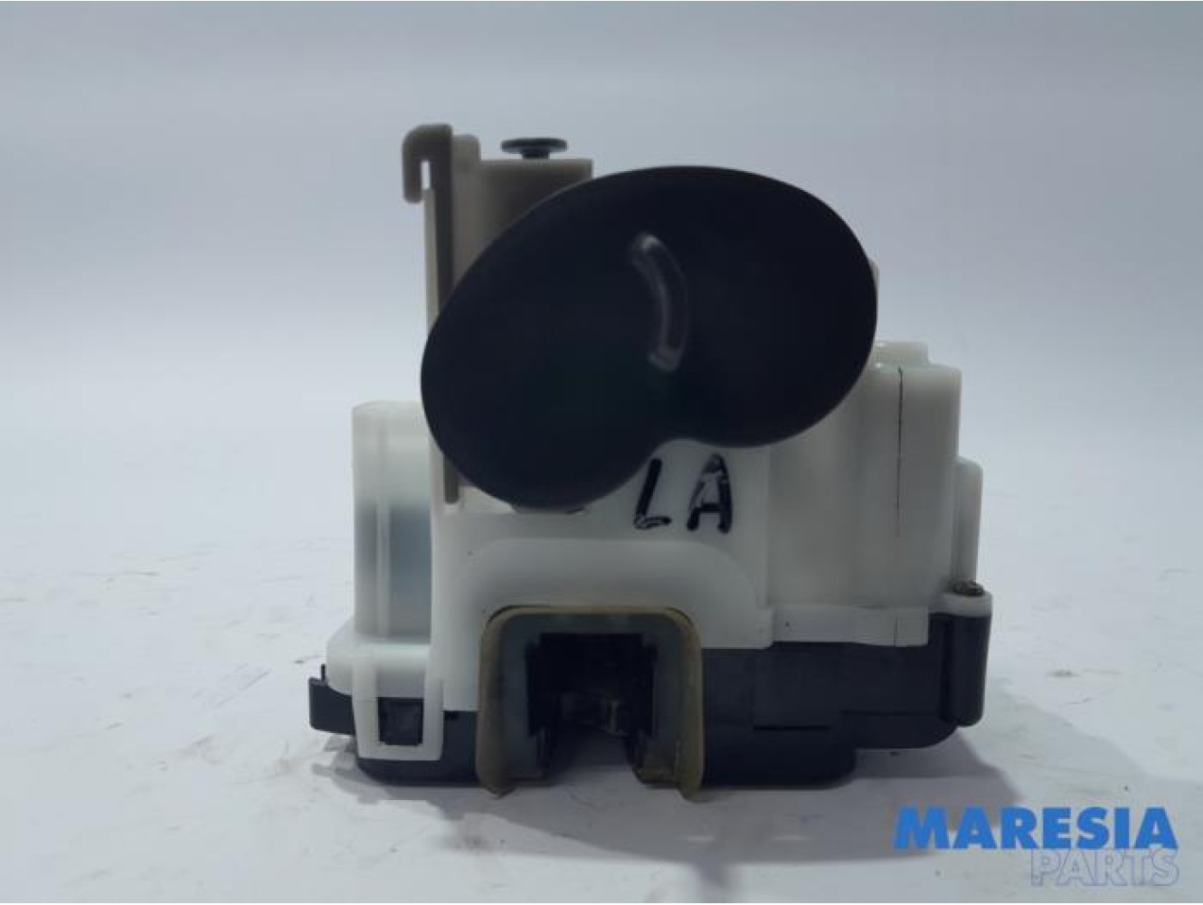 Fiat - Doblo - Tailgate lock mechanism