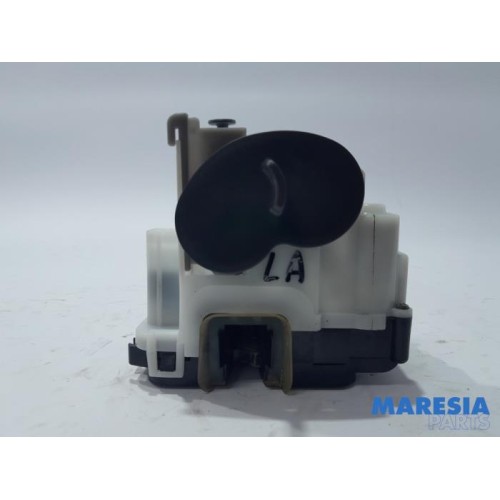 Fiat - Doblo - Tailgate lock mechanism
