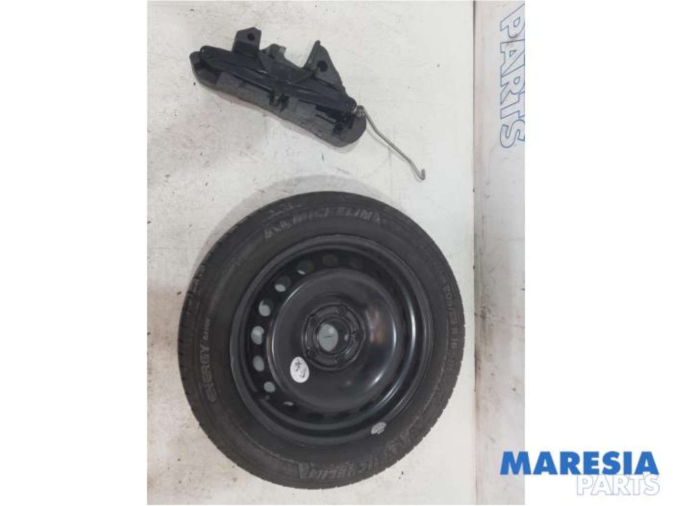 Renault - Megane - Krikset + reservewiel