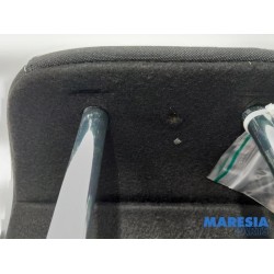 Renault - Megane - Headrest