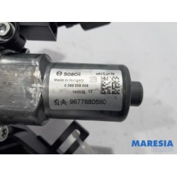 Peugeot - 308 - Rear wiper motor