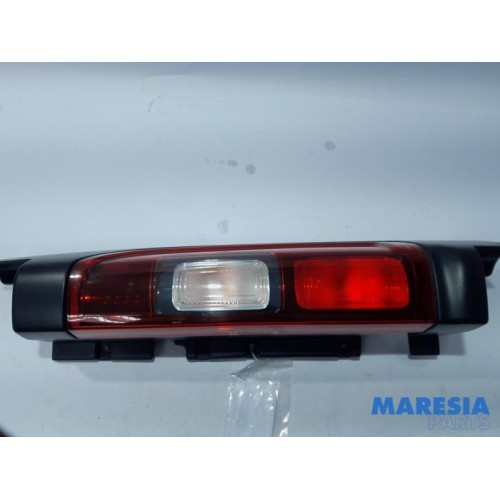 Renault - Trafic - Rücklicht rechts