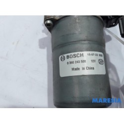 Renault - Trafic - Front wiper motor