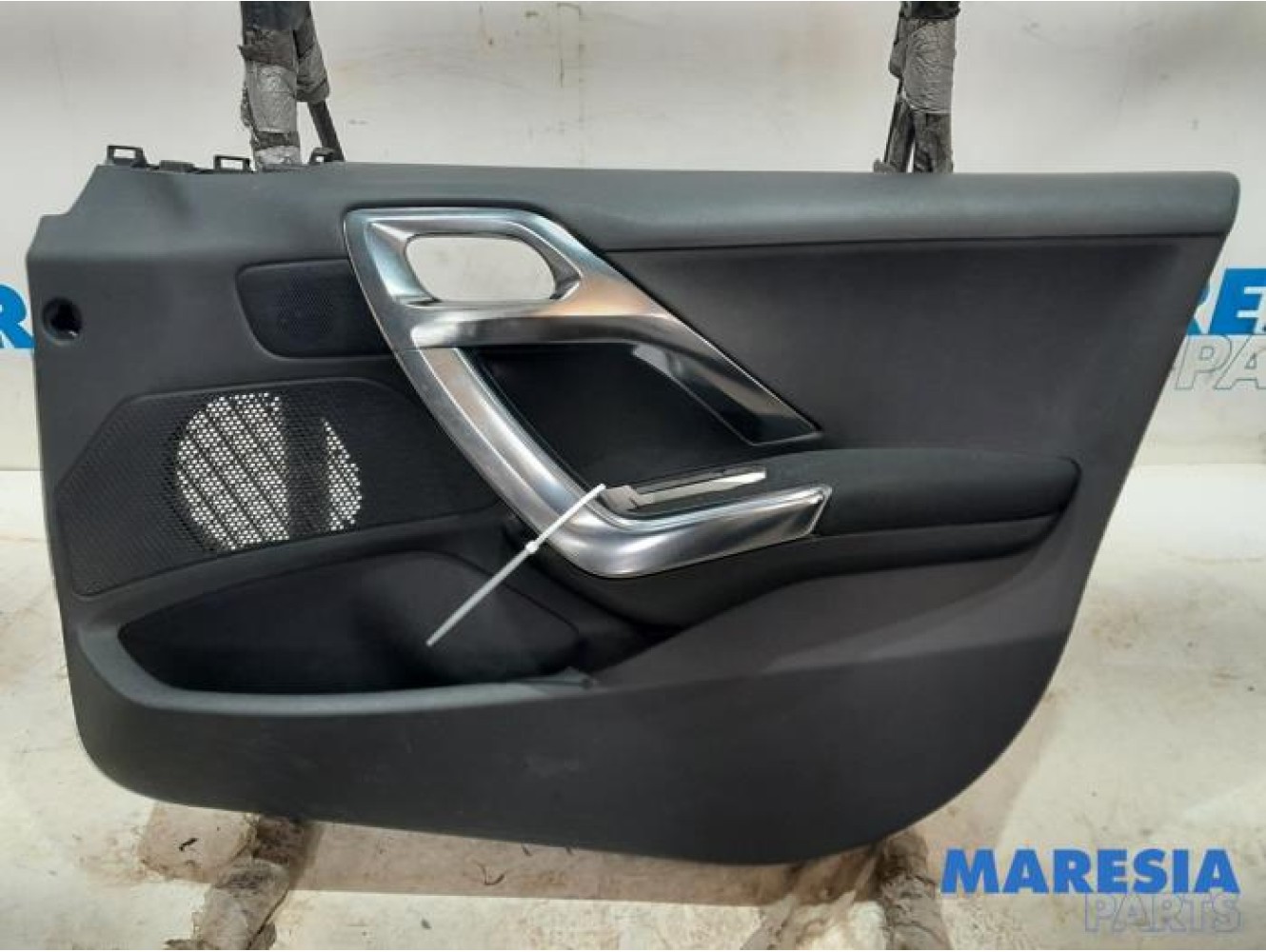 Peugeot - 2008 - Revêtement portière 4portes avant droite