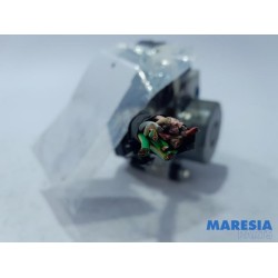 Peugeot - 308 - ABS Pumpe