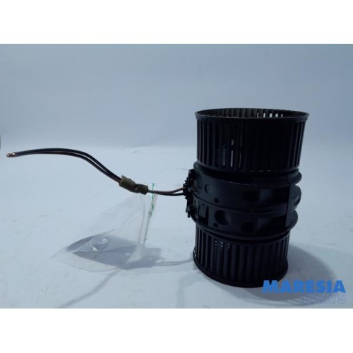 Renault - Trafic - Heating and ventilation fan motor