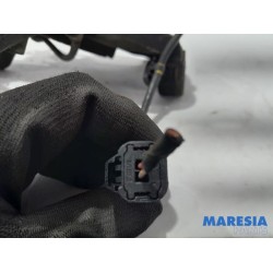 Peugeot - 308 - Achsschenkel rechts vorne