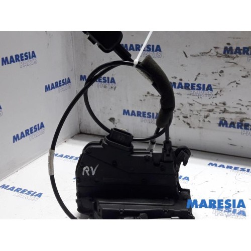 Renault - Trafic - Door lock mechanism 2-door, right