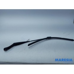 Peugeot - 308 - Front wiper arm