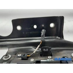 Renault - Wind - Tailgate hinge