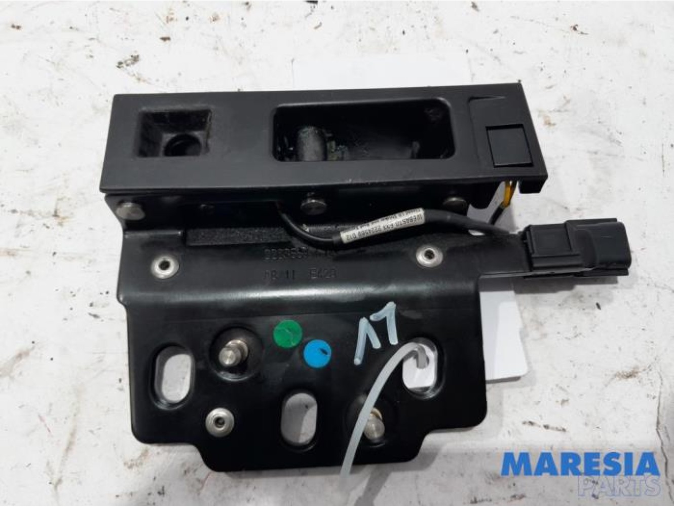Renault - Wind - Convertible lock