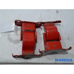 Renault - Trafic - Scharnierset